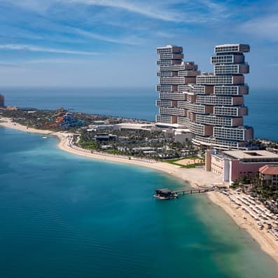 dubais most luxurious hotels and suites