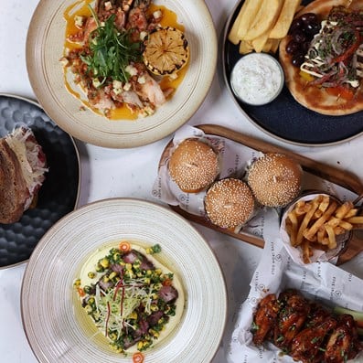 five iron golf dubai food