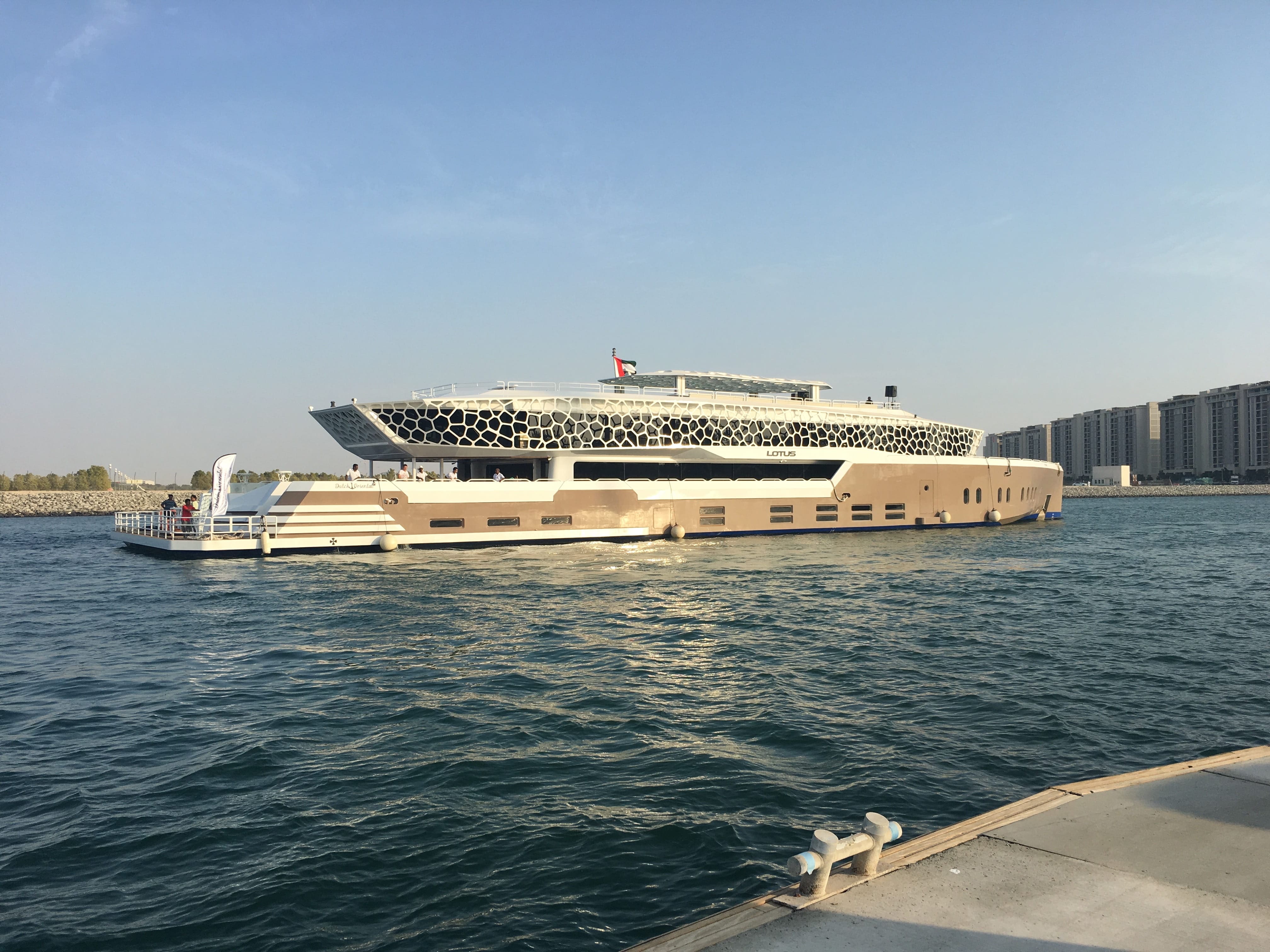 dubai mega yacht tour