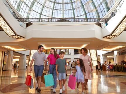 European Family, Shopping, Mall of the Emirates 