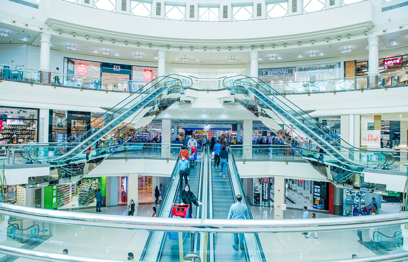 Lacoste deira deals city center