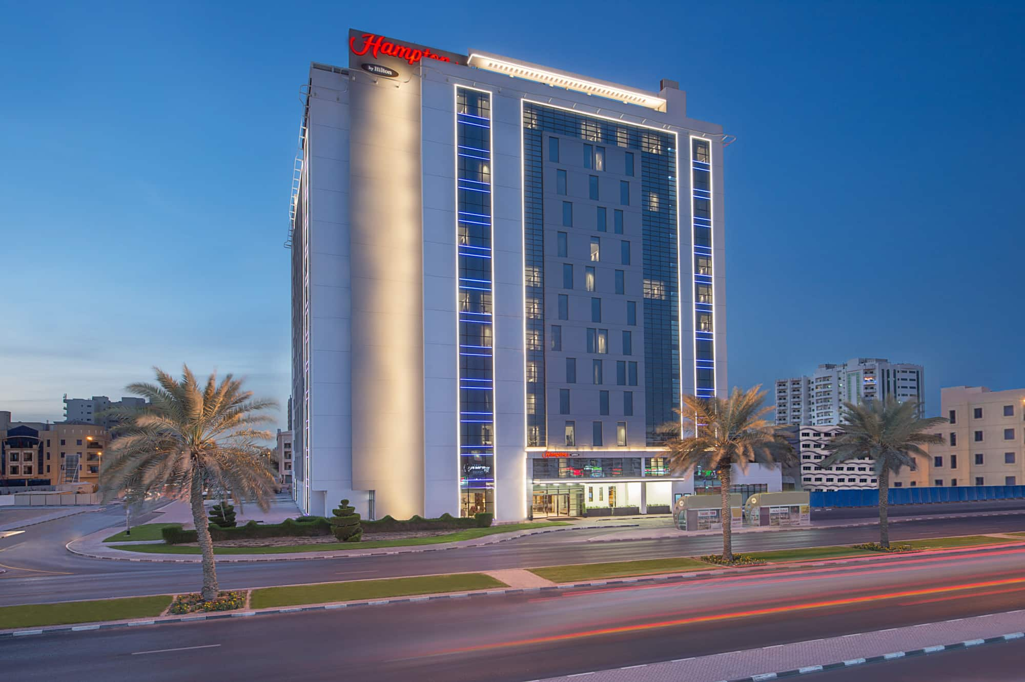 Дубай 3. Hampton by Hilton Dubai Airport 3*. Hampton by Hilton Dubai Airport 3* (Дейра). Hampton by Hilton Dubai Airport 4*. Hampton by Hilton Dubai Airport. 3* (Дубай, Дейра).